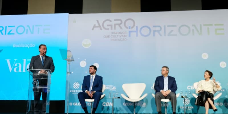 Fávaro destaca a competitividade do agro brasileiro em encontro de inovação do agronegócio brasileiro noticia gov